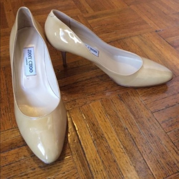 jimmy choo round toe pump